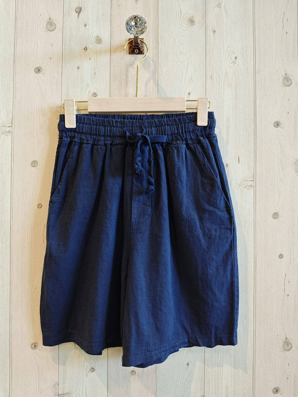 BERMUDA LINEN SHORTS