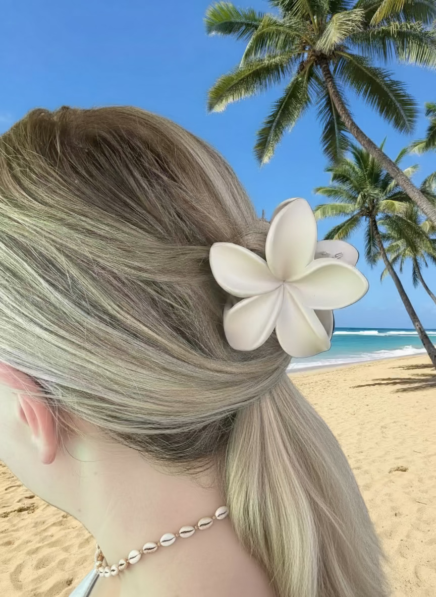 Frangipani Claw Clip