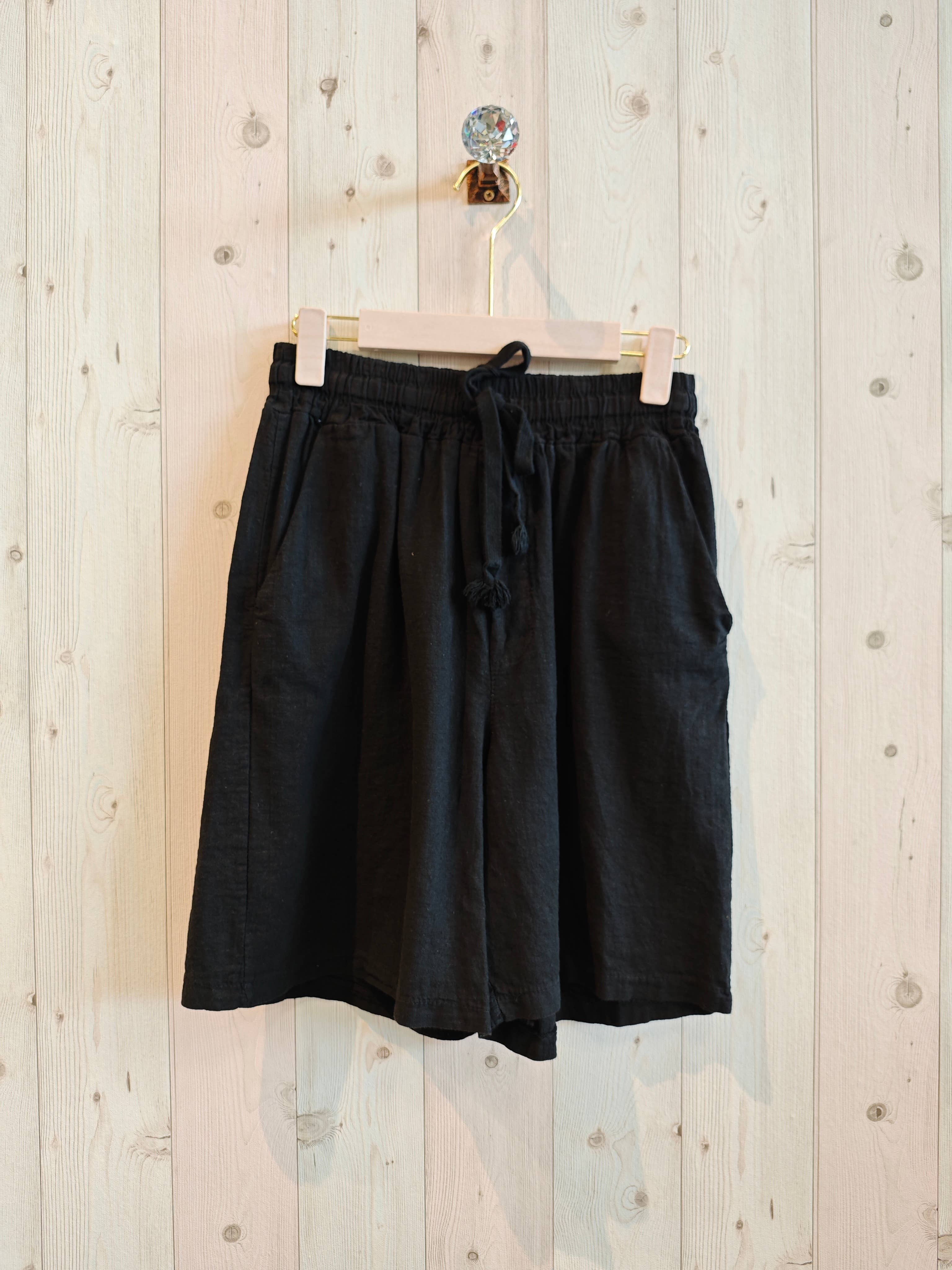 BERMUDA LINEN SHORTS